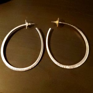 Hoop earring